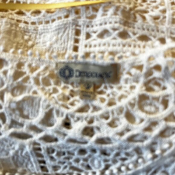DEMOCRACY Cream Ivory Boho Lace Crochet Top with matching Cami - NWOT - Size M - Picture 11 of 12